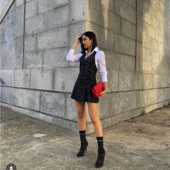 ZARA CONTRASTING STRUCTURED DRESS BLOGGERES FAVORITE - Picture 6 of 11